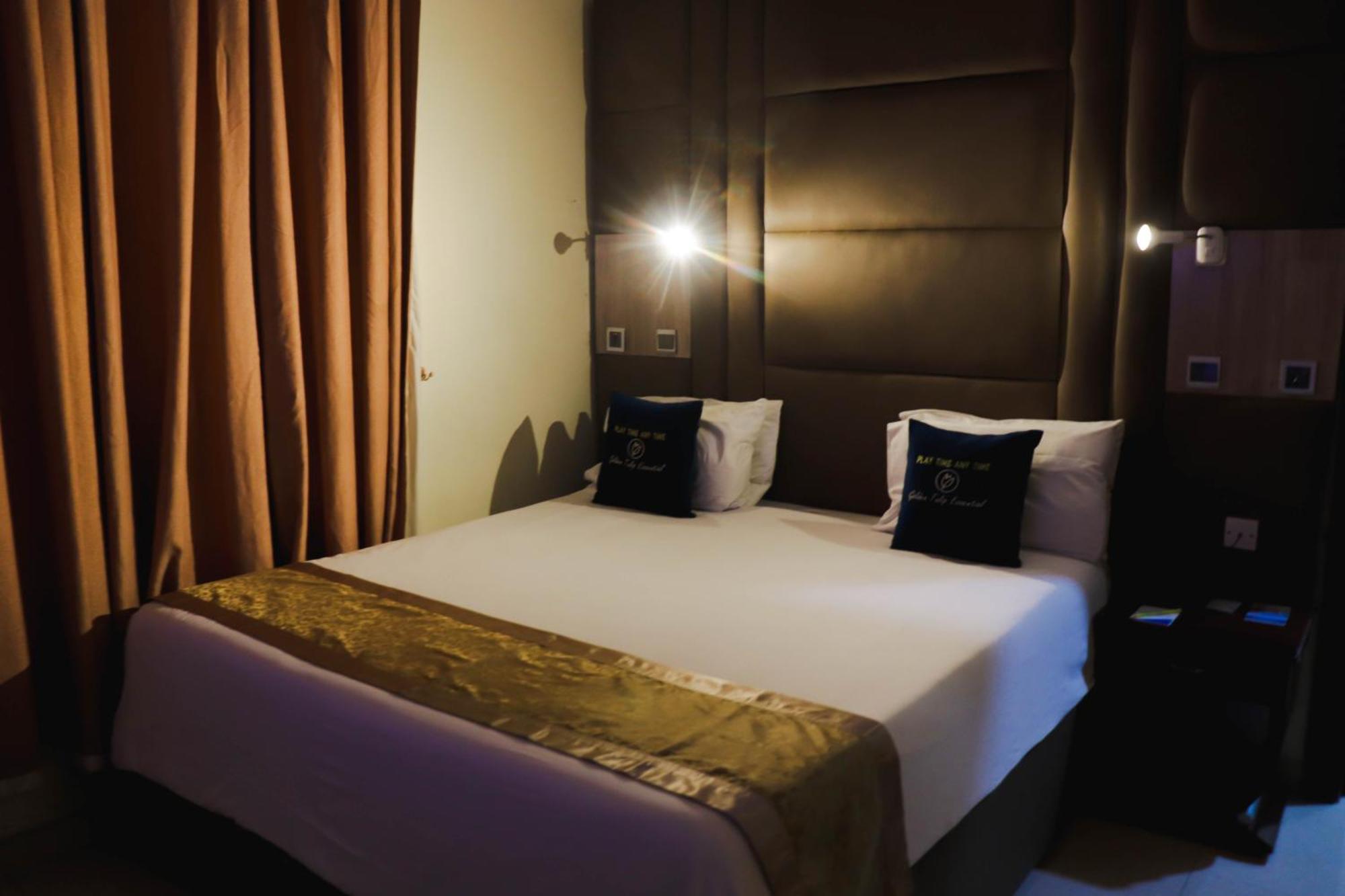 Golden Tulip Hotel- Evergreen Port Harcourt Esterno foto